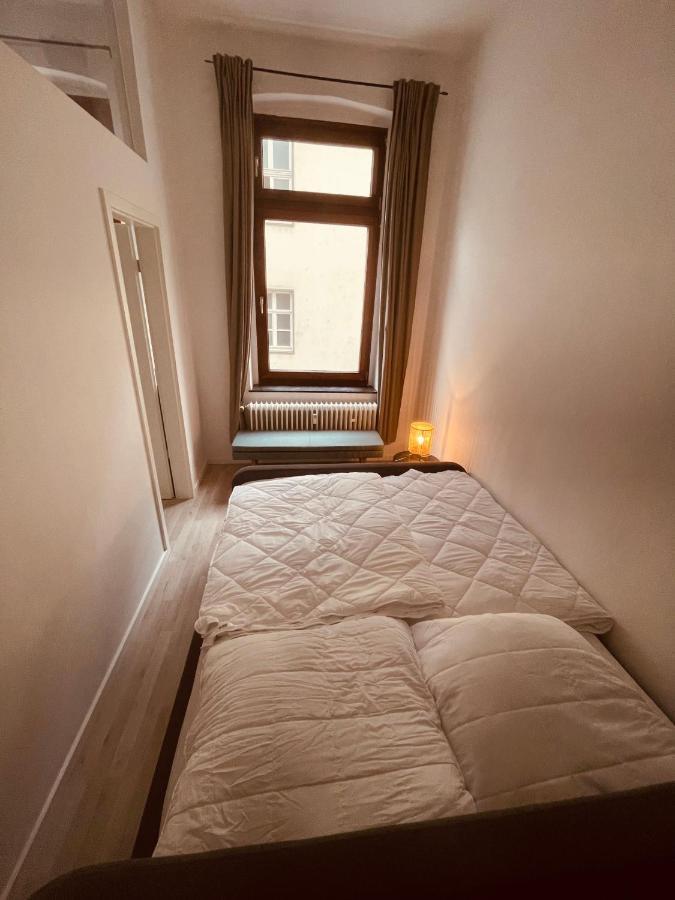 Retro Appartement Im Herzen Von Koeln Deutz Kültér fotó
