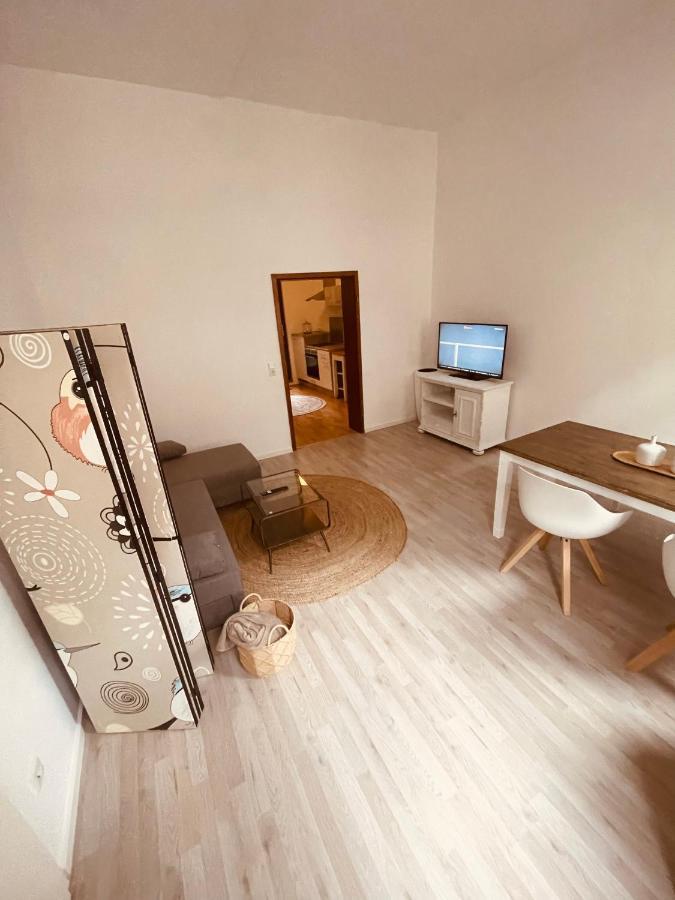 Retro Appartement Im Herzen Von Koeln Deutz Kültér fotó
